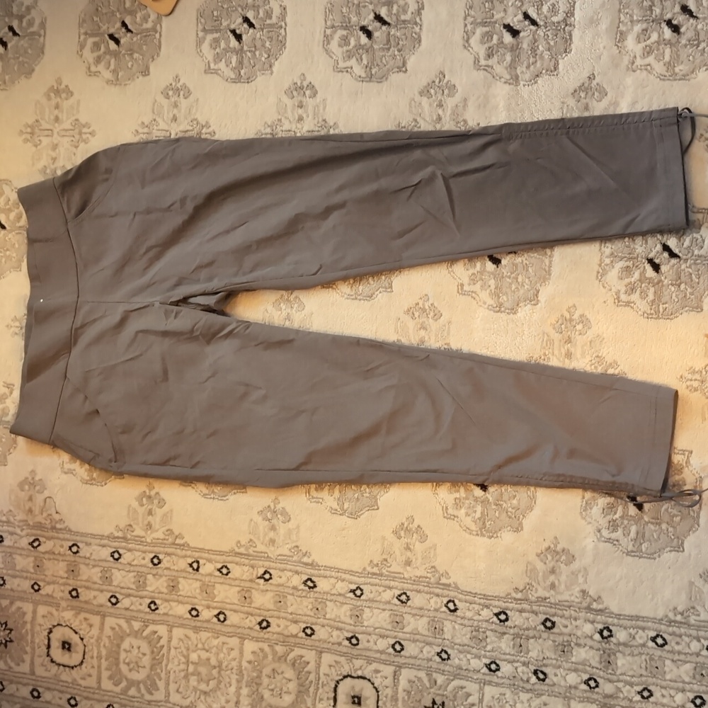 M: 🩶 Columbia Active Fit Outdoor Pants
